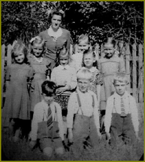 Sunday School Class - 1948. Teacher: Gertrude Esau