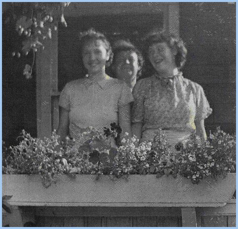 Margaret Maitland, Elizabeth Brown, Annetta Brown