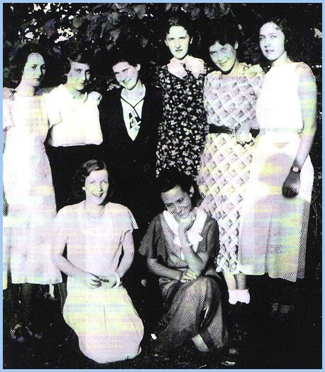 Mabel Jones, Ada Manuel, Ray Rexford, Vivian Siddall, Annetta Brown, Margaret Maitland, Marion Rexford, Myrtle Bassett