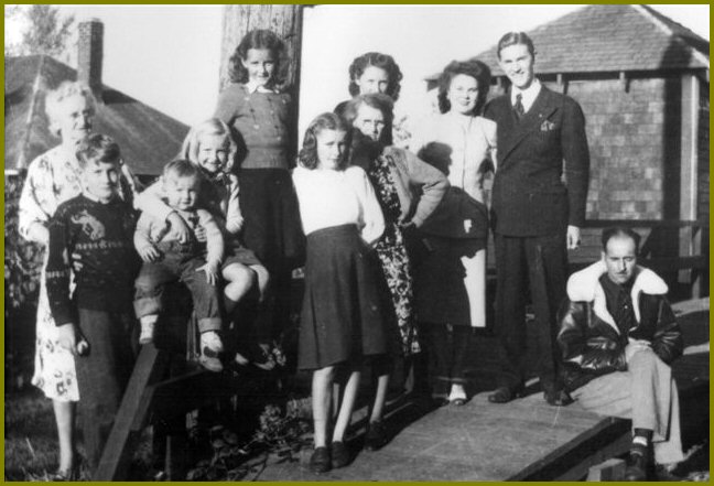 Siddall Family at Yarrow Station - 1948